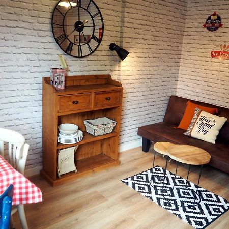 Appart Hotel Le Frenchy Brehal Екстер'єр фото