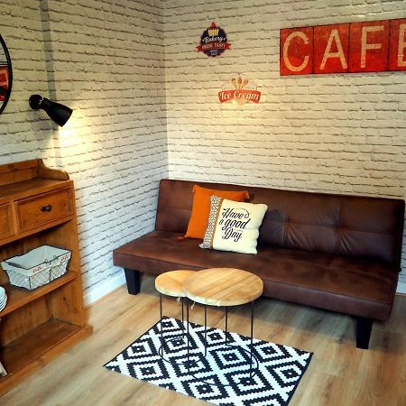 Appart Hotel Le Frenchy Brehal Екстер'єр фото